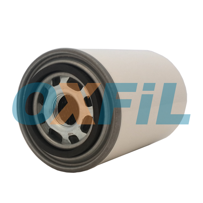 Bottom of Fleetguard LF4166 - Oil Filter